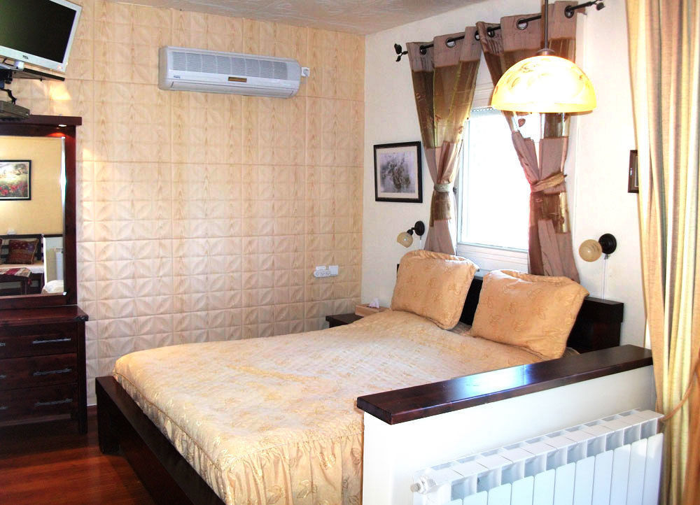 Safed Inn Eksteriør billede